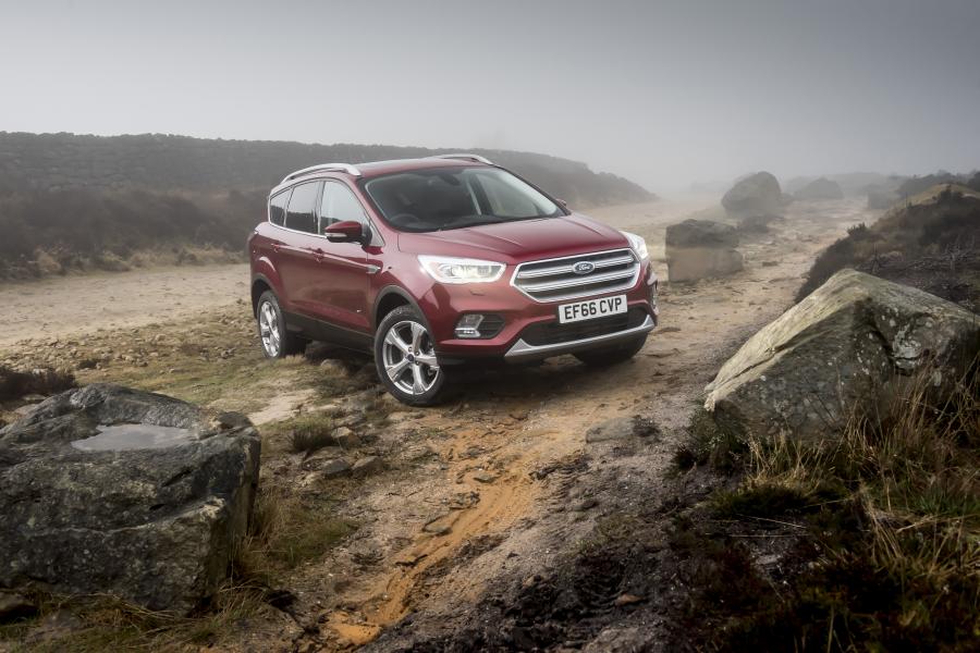  Ford Kuga 2017 года  (UK) (фото 38 из 60)